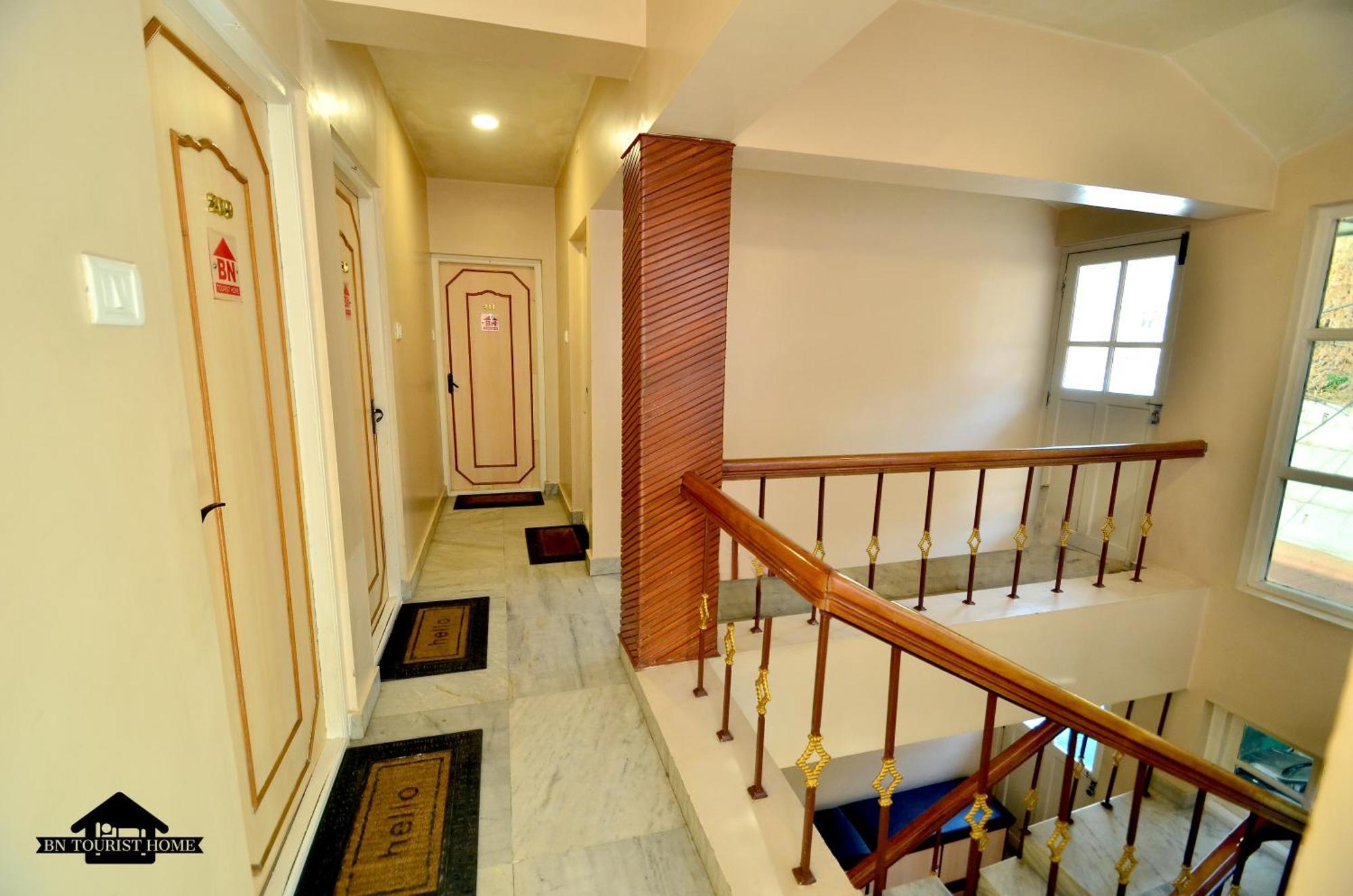Bn Tourist Home Udagamandalam Exterior photo