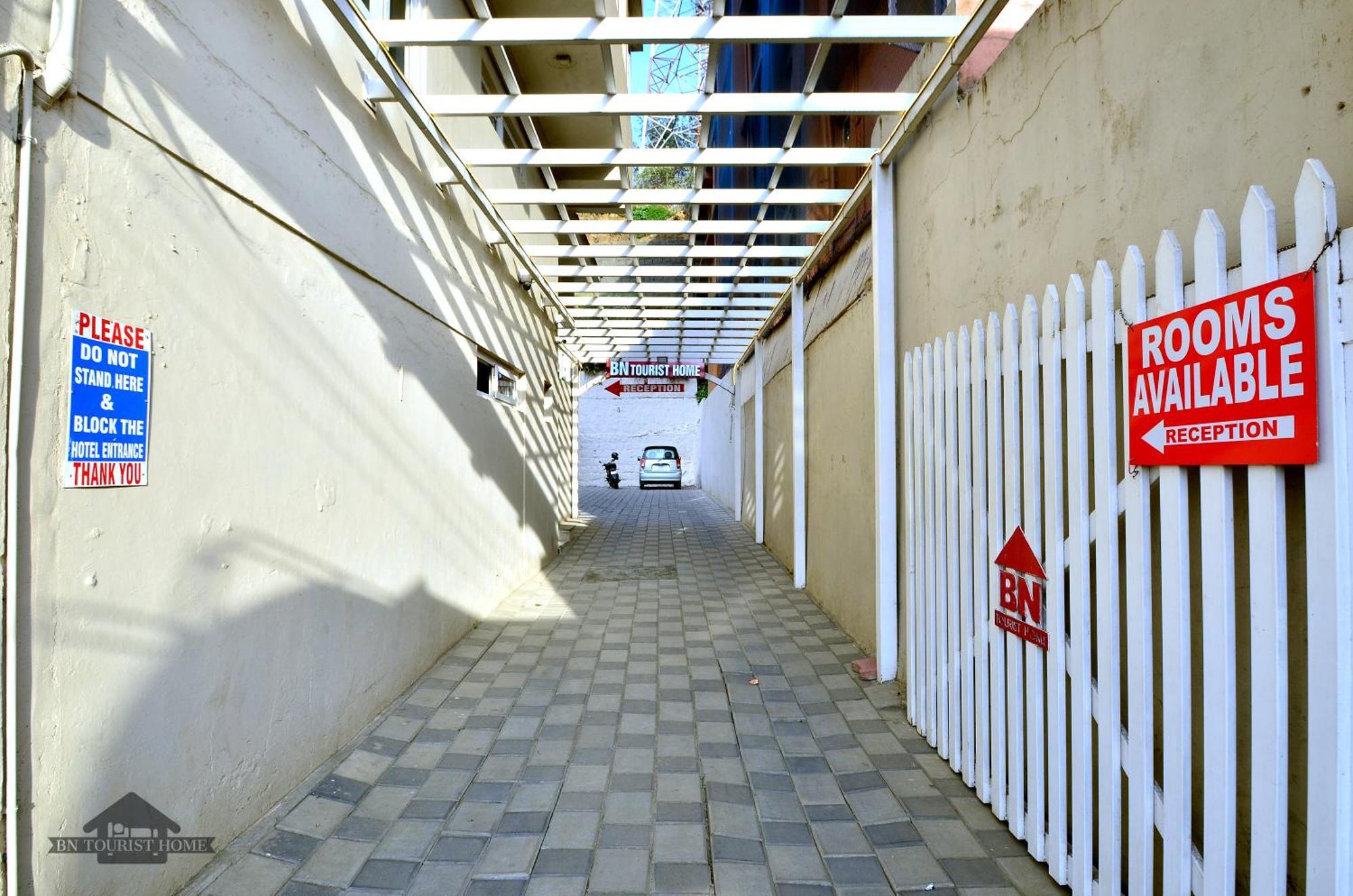 Bn Tourist Home Udagamandalam Exterior photo