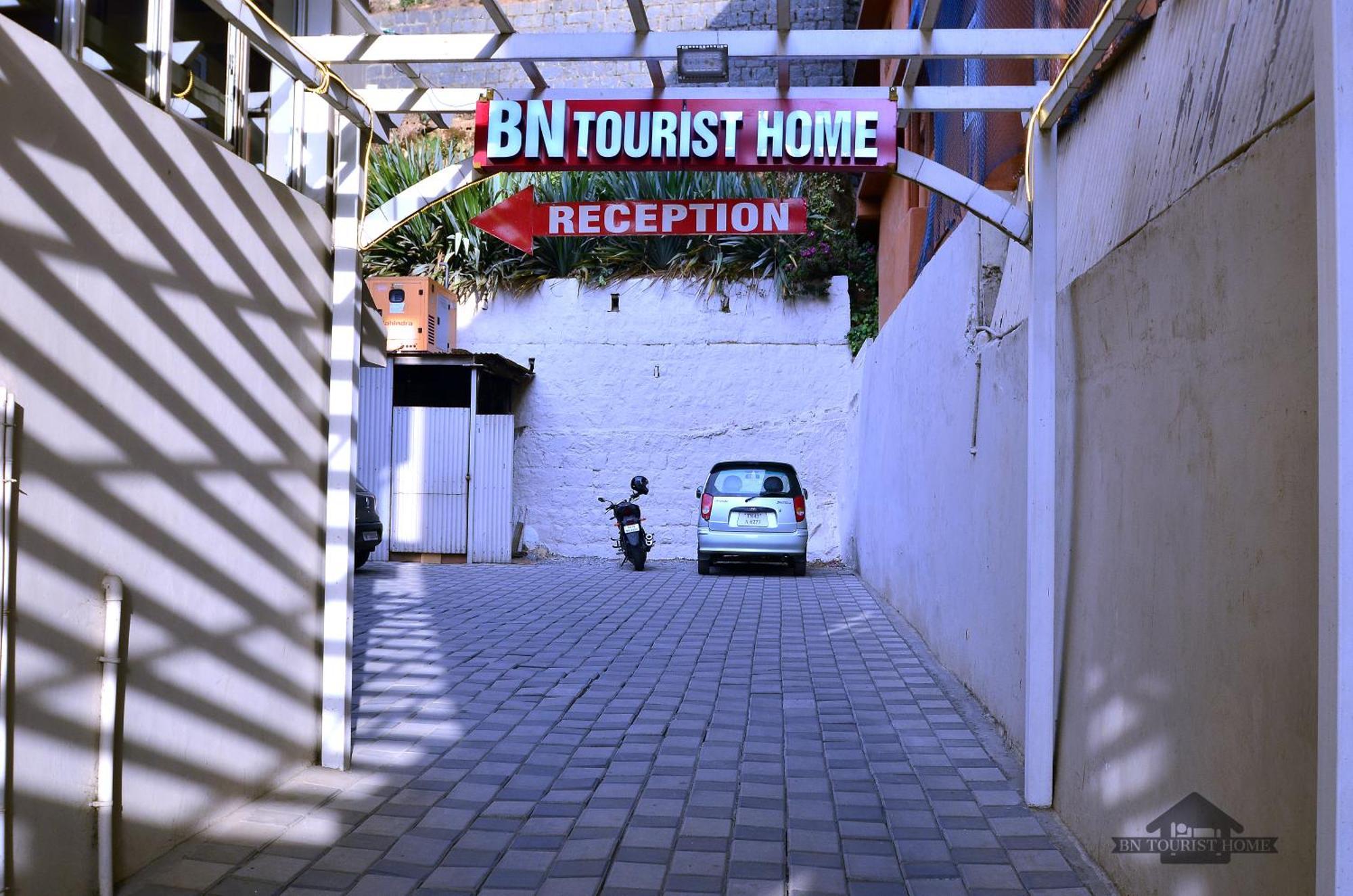 Bn Tourist Home Udagamandalam Exterior photo