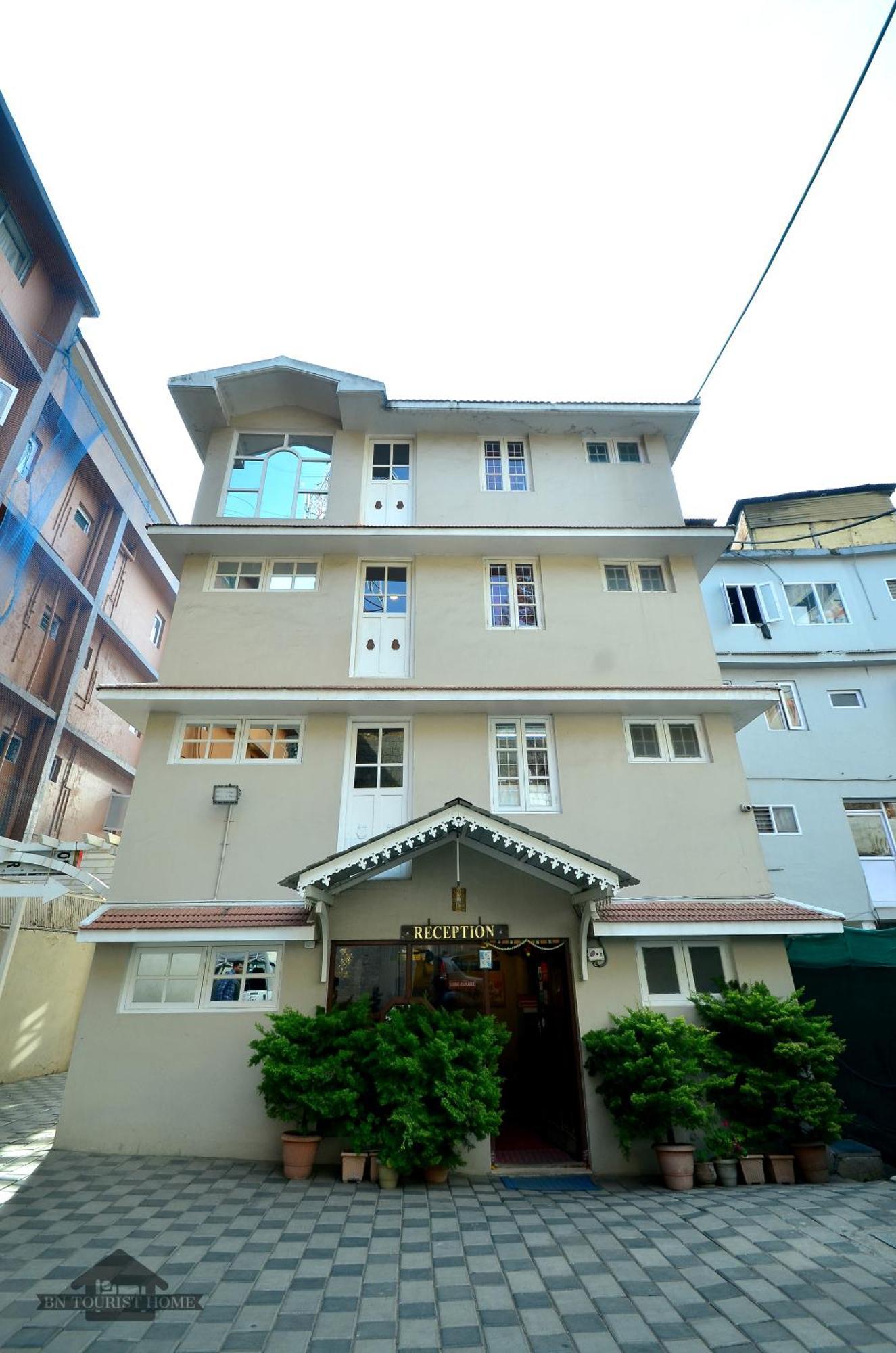 Bn Tourist Home Udagamandalam Exterior photo
