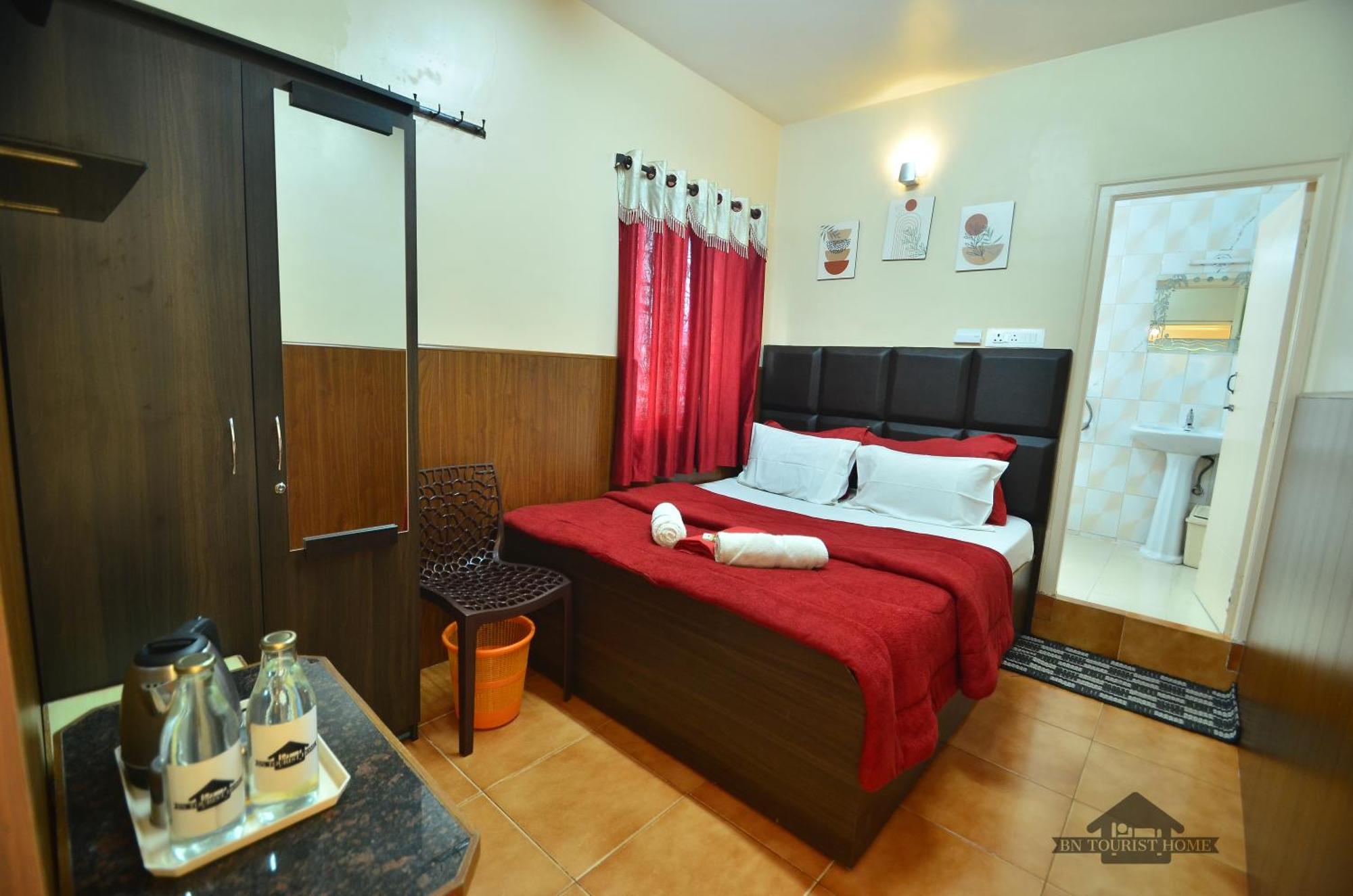 Bn Tourist Home Udagamandalam Exterior photo